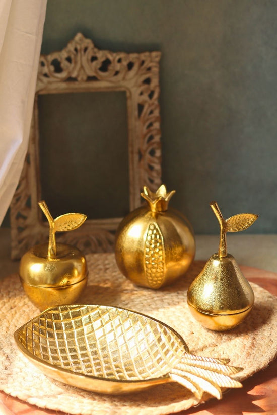 Handmade golden decor combo
