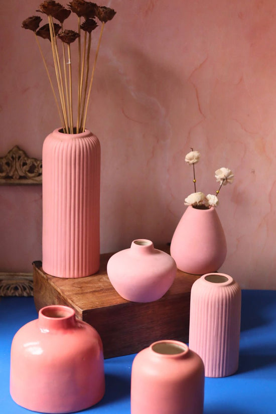 Set of 6 (Pink Vases) for the price of 5 with premium quality material