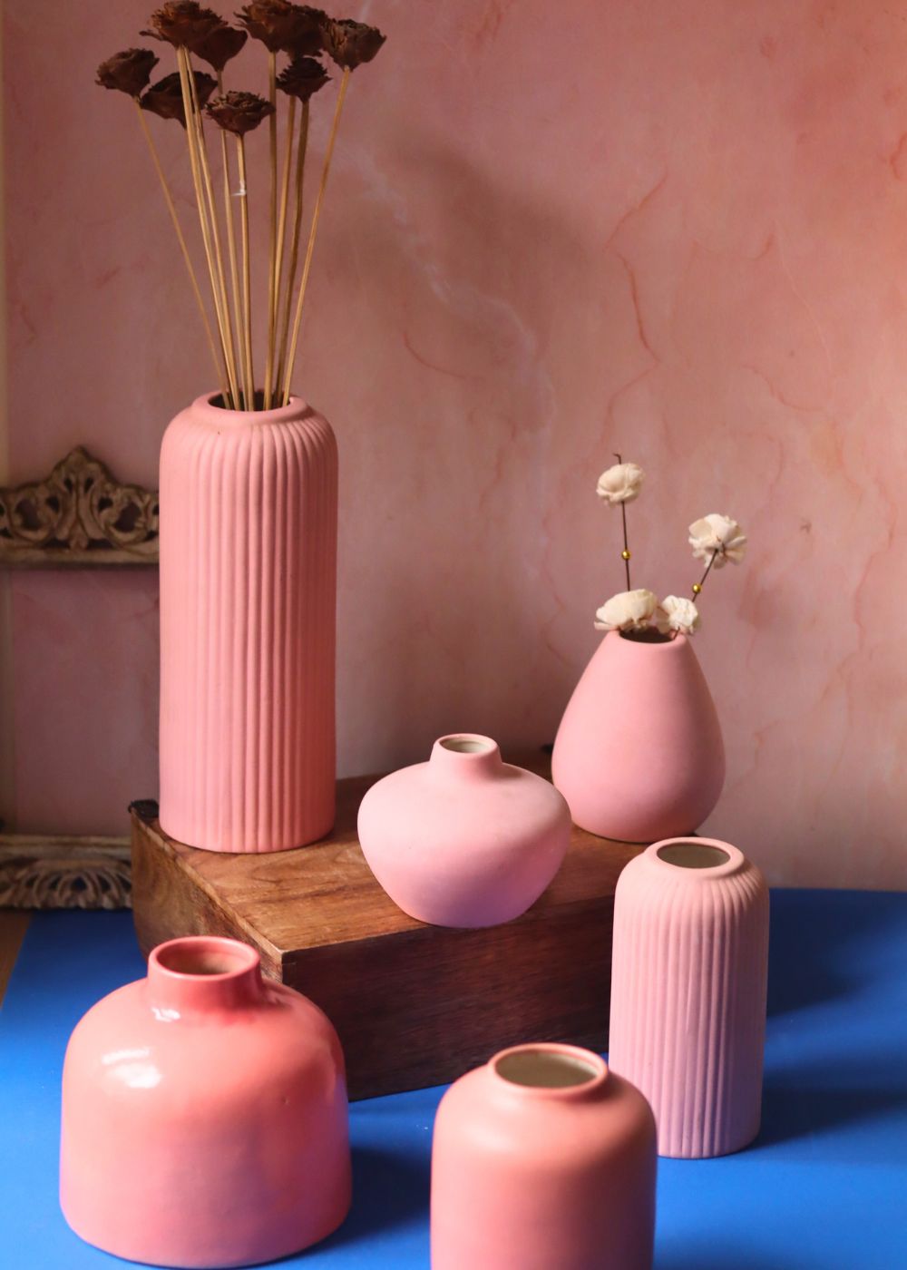 Set of 6 (Pink Vases) for the price of 5 with premium quality material