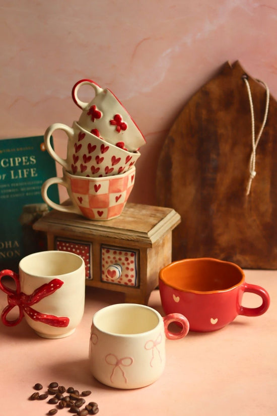 handmade Set of 6 Heartwarming Mugs (for the price of 5)