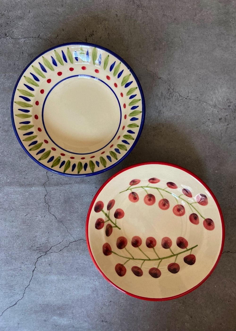 pasta plate made by ceramic 