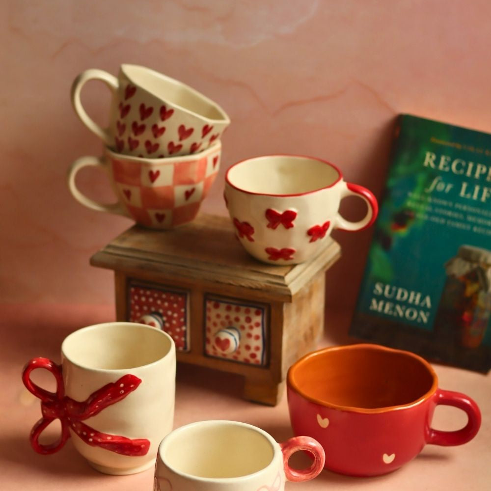 Set of 6 Heartwarming Mugs (for the price of 5) made by ceramic