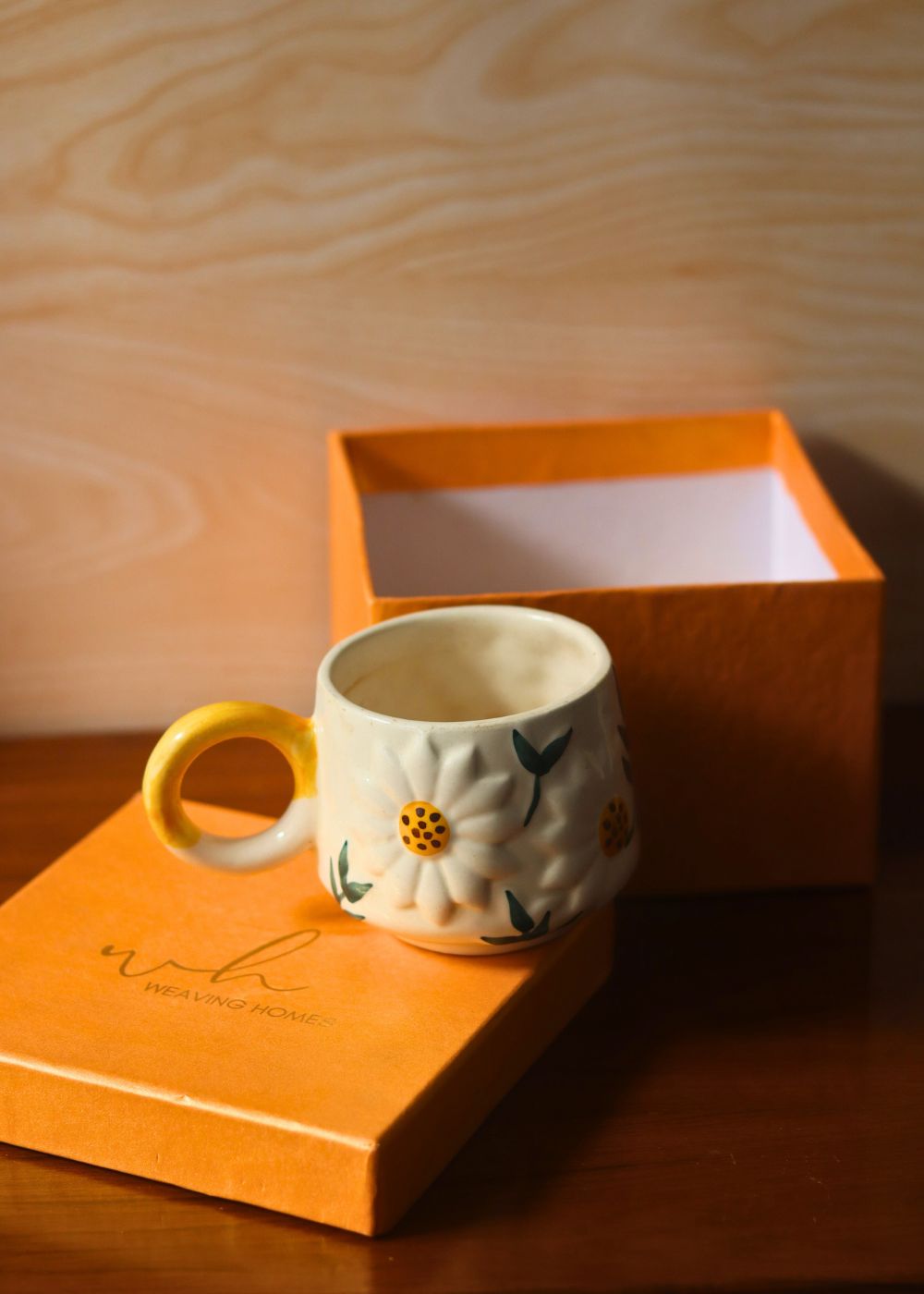 daisy bloom mug made by ceramic