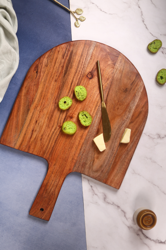 Oval handle cheese board 