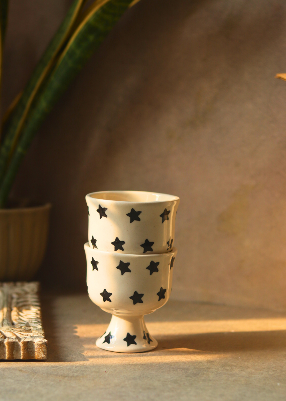 black star ice cream goblet with little stars design 