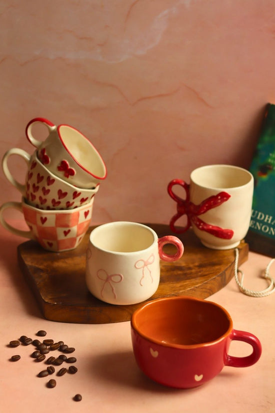 Set of 6 Heartwarming Mugs (for the price of 5) with premium quality material