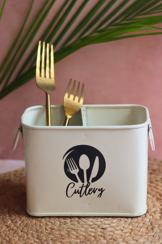 Essential Cutlery Holder made by metal
