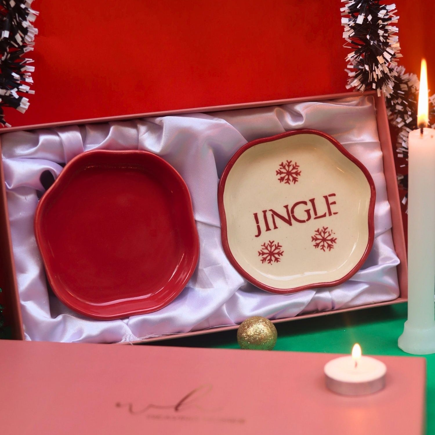 Jingle & Red Handmade Dessert plate in a Gift Box handmade in India