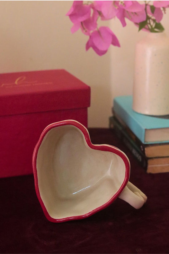 Amore Mug in a Gift Box with premium quality material