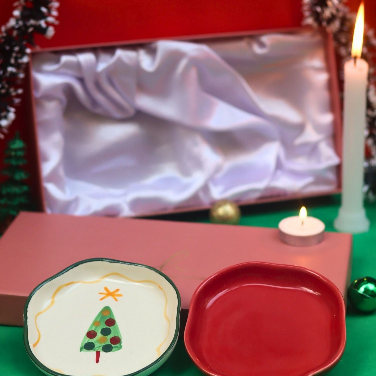 Lead free The Xmas & Red Handmade Dessert plate in a Gift Box