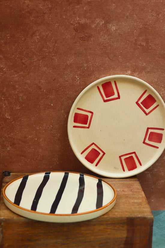Set of 2 - Red Brick & Zebra Platter made by ceramic