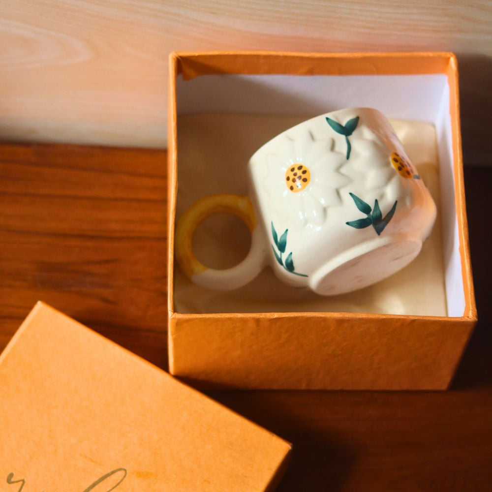 handmade daisy bloom mug in a gift box