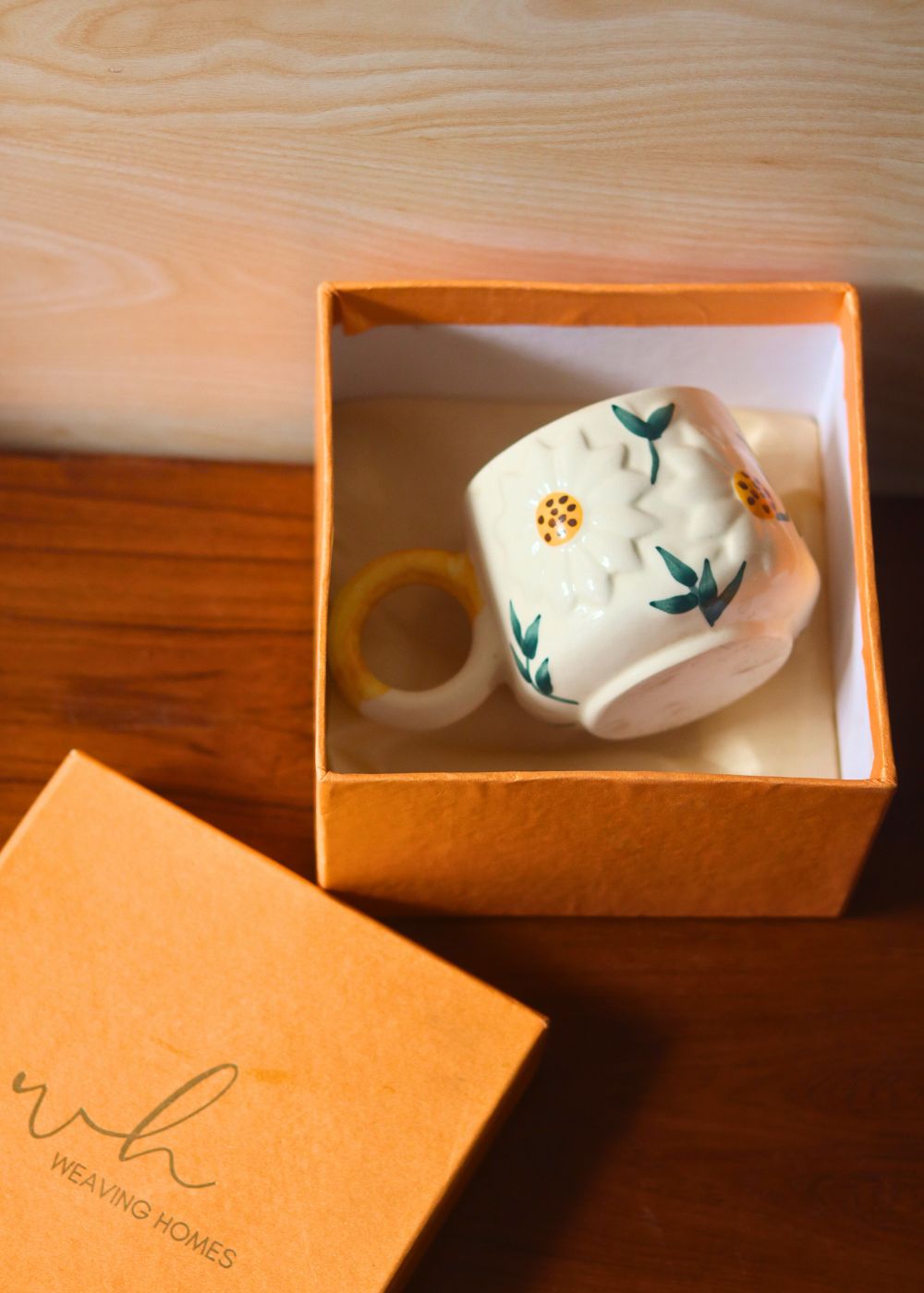 handmade daisy bloom mug in a gift box