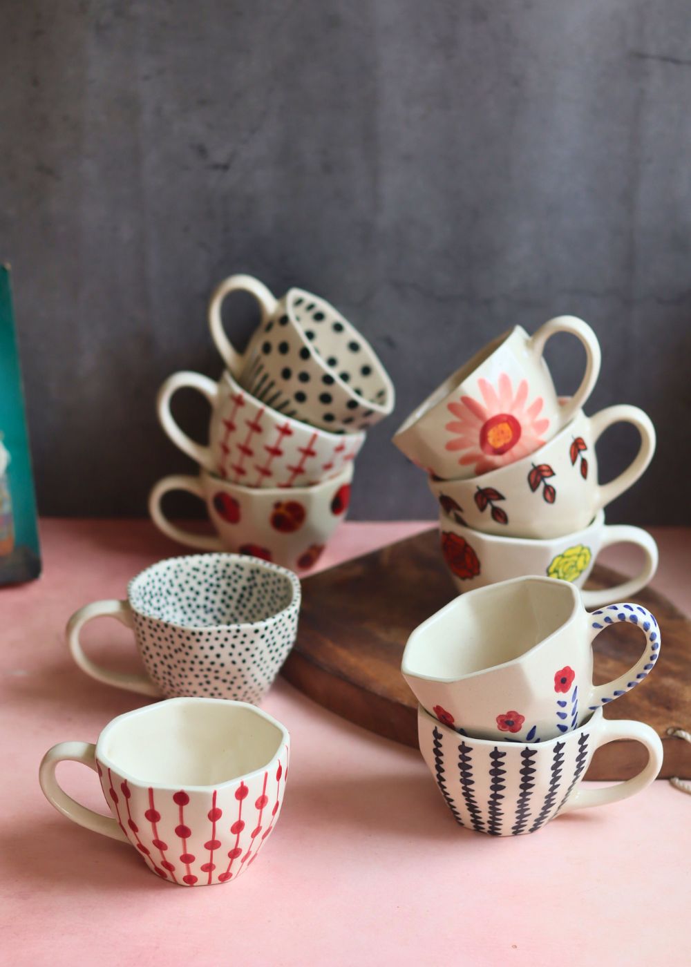 Set of 10 Floral Charm Mugs (for the price of 7) with premium quality material