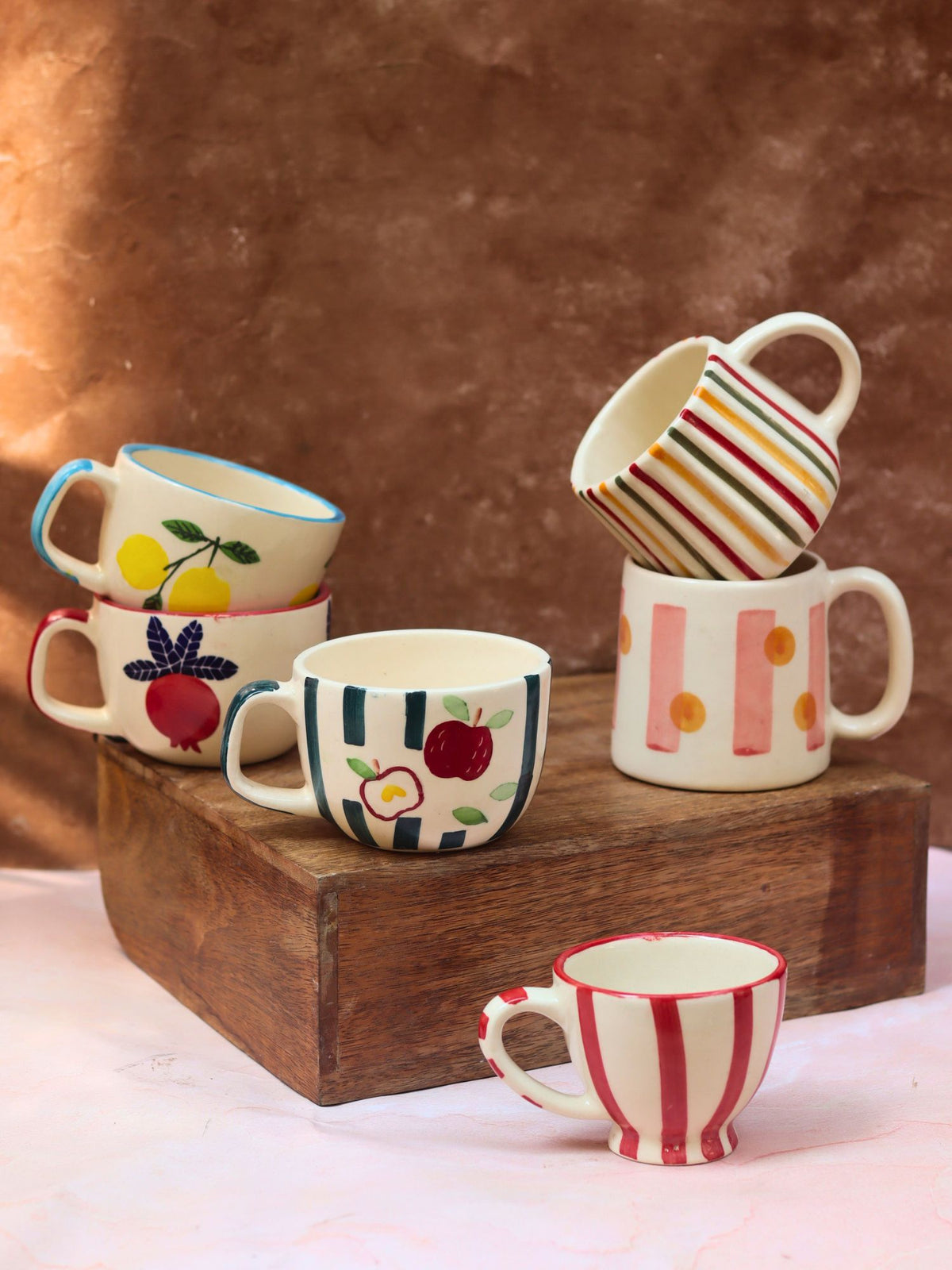 Set of 6 Quirky Face Mugs combo (for the price of 5) with premium quality material