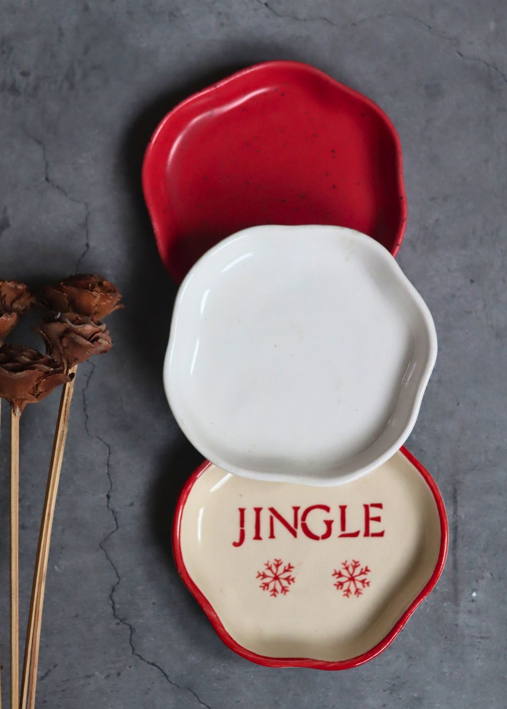 White, Jingle & Red Handmade Dessert Plate - Set of 3 handmade in India
