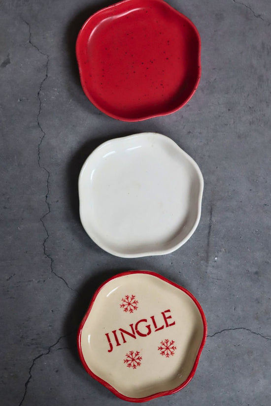 White, Jingle & Red Handmade Dessert Plate - Set of 3