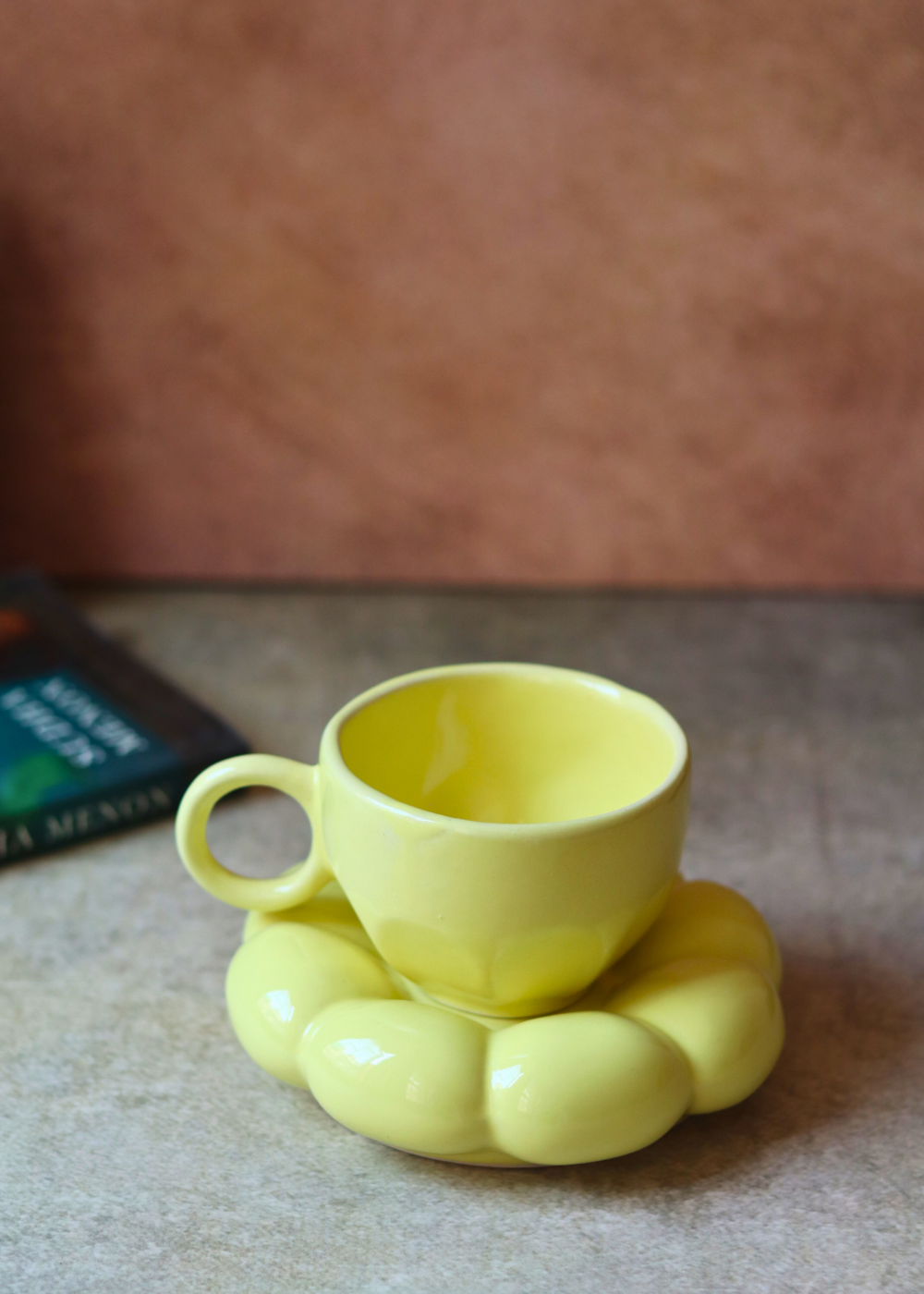 Lemon sunflower cup & saucer 