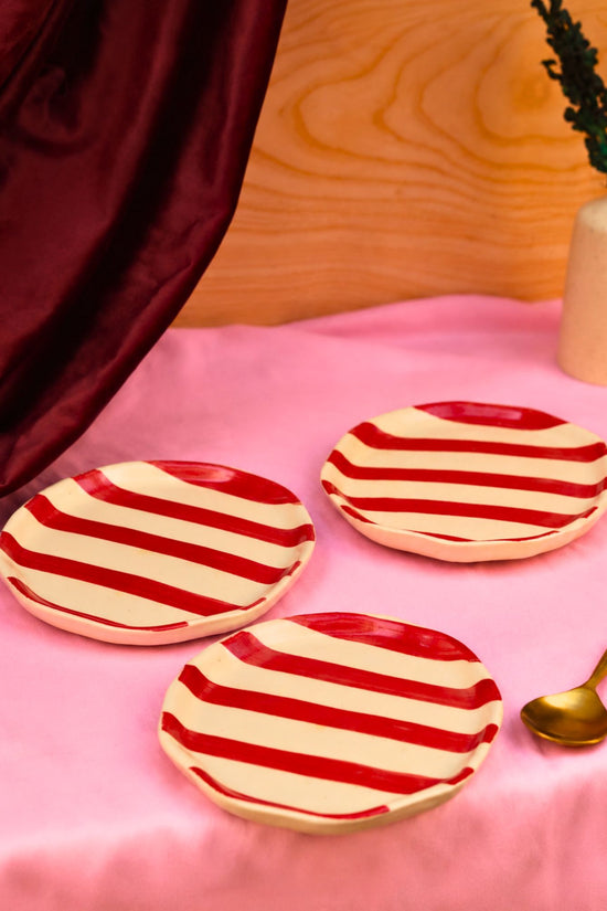 Set of 3 - Red striped dessert plates made by ceramic