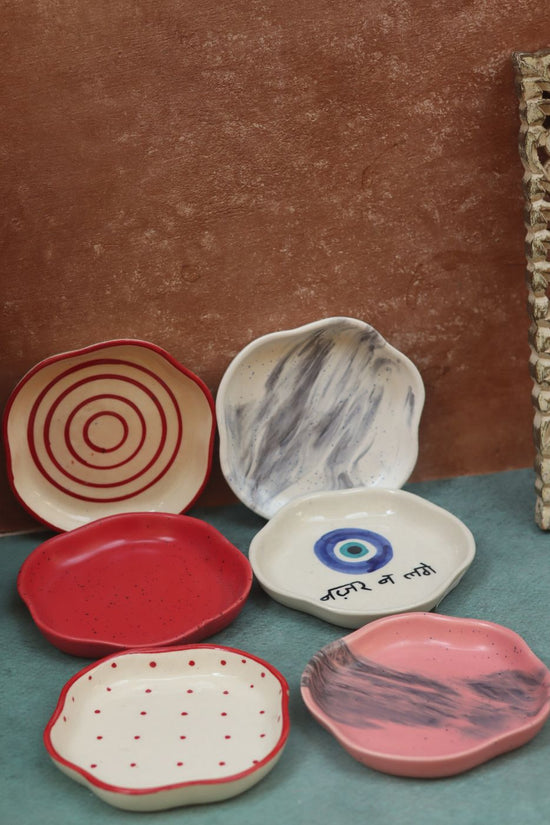 Set of 6 Handpainted Dessert Plate (for the price of 5)