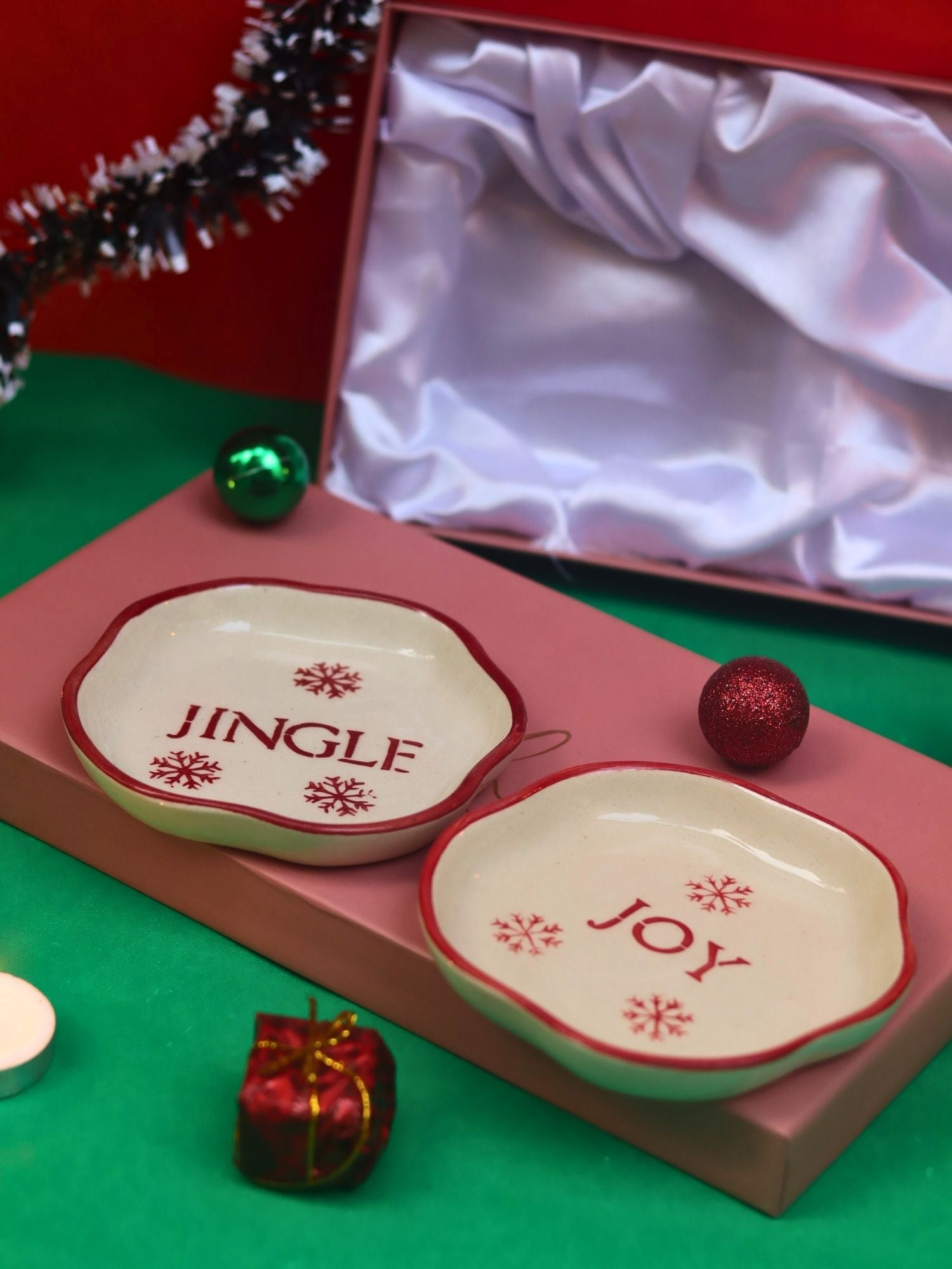Joy & Jingle Handmade Dessert plate in a Gift Box with premium quality material
