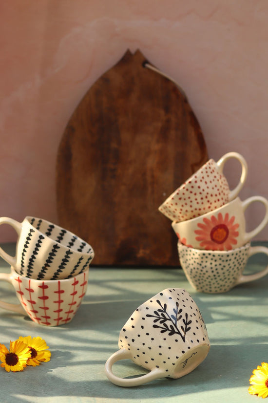 Set of 6 Handmade Mugs (for the price of 5)