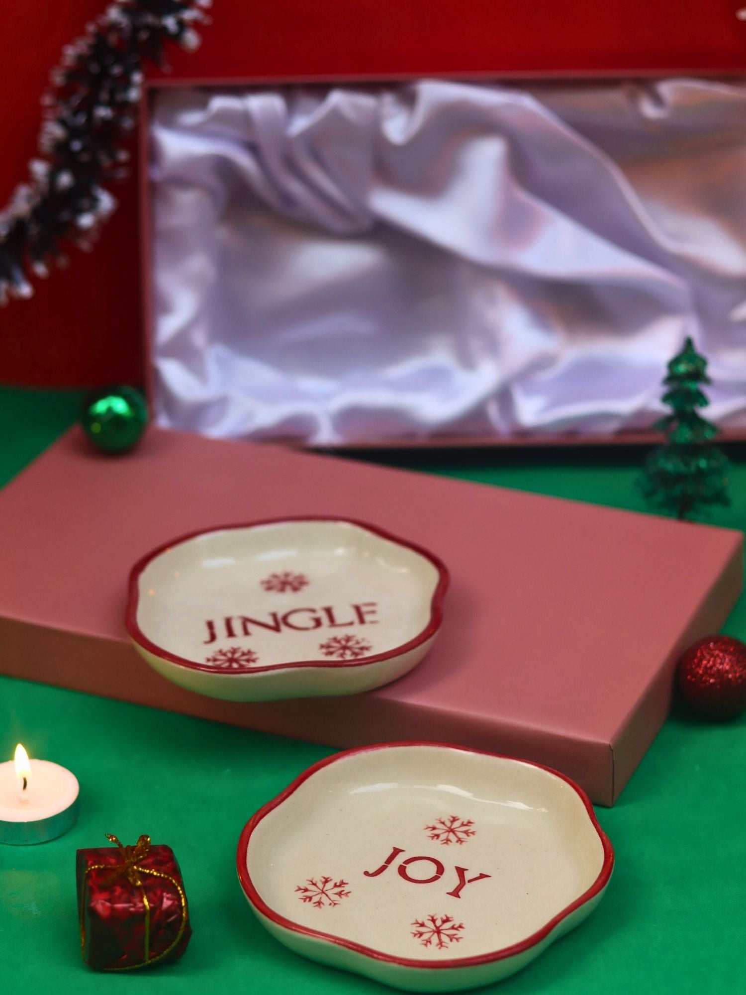 Joy & Jingle Handmade Dessert plate in a Gift Box handmade in India