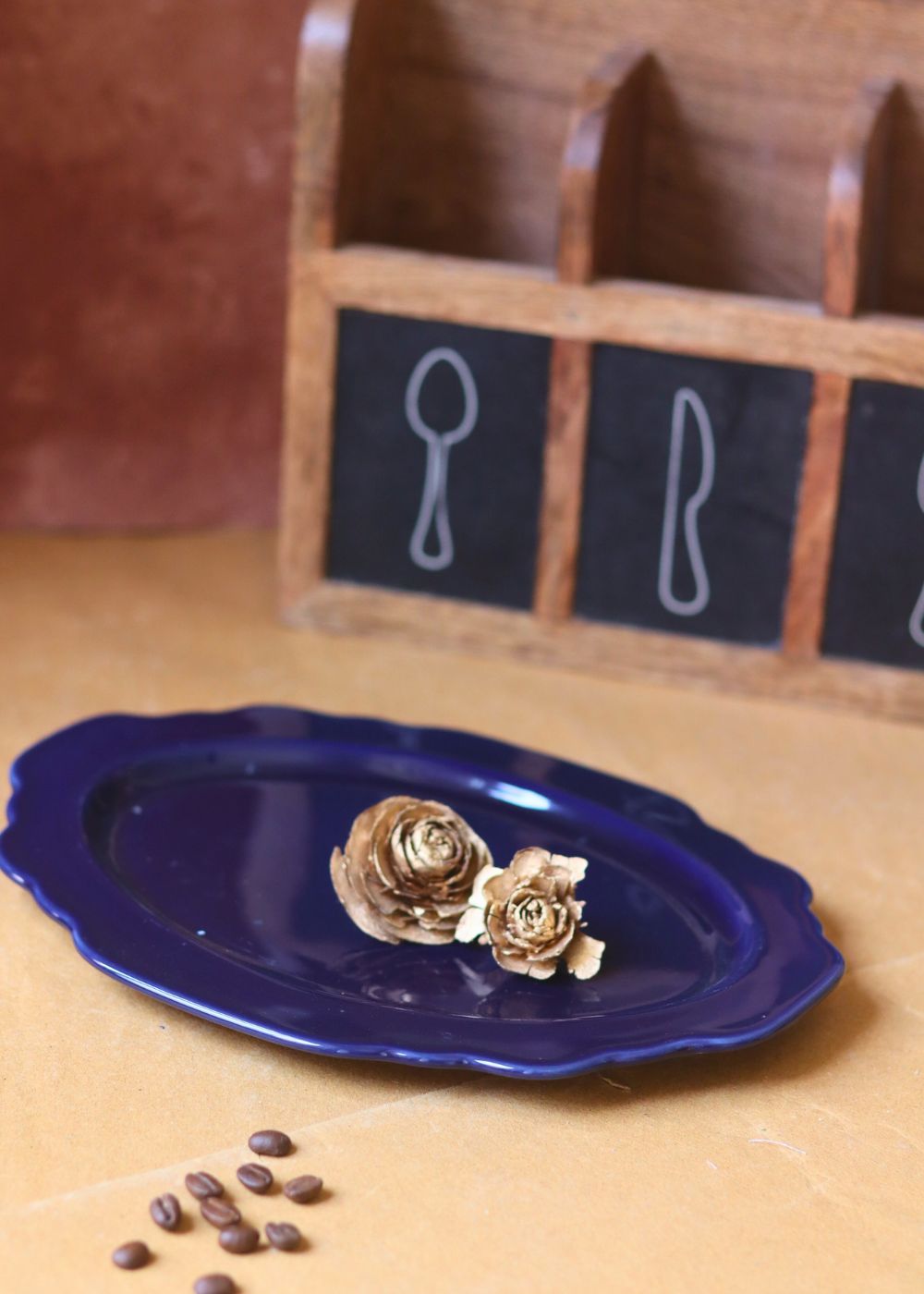 Royal Blue Scallop Oval Platter made by ceramic