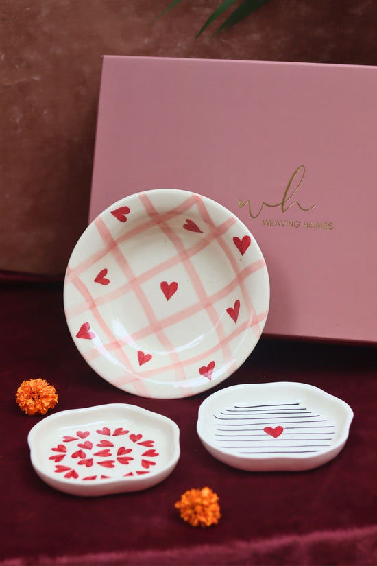 handmade Lead free The Heartwarming Luxe Gift Hamper