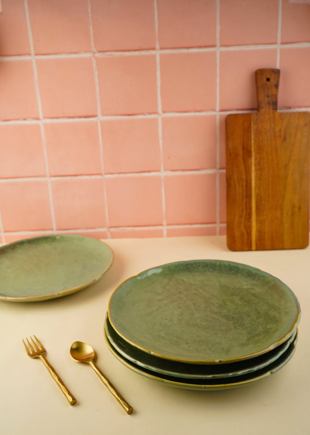 pistachio stoneware dinner plate made by ceramic 
