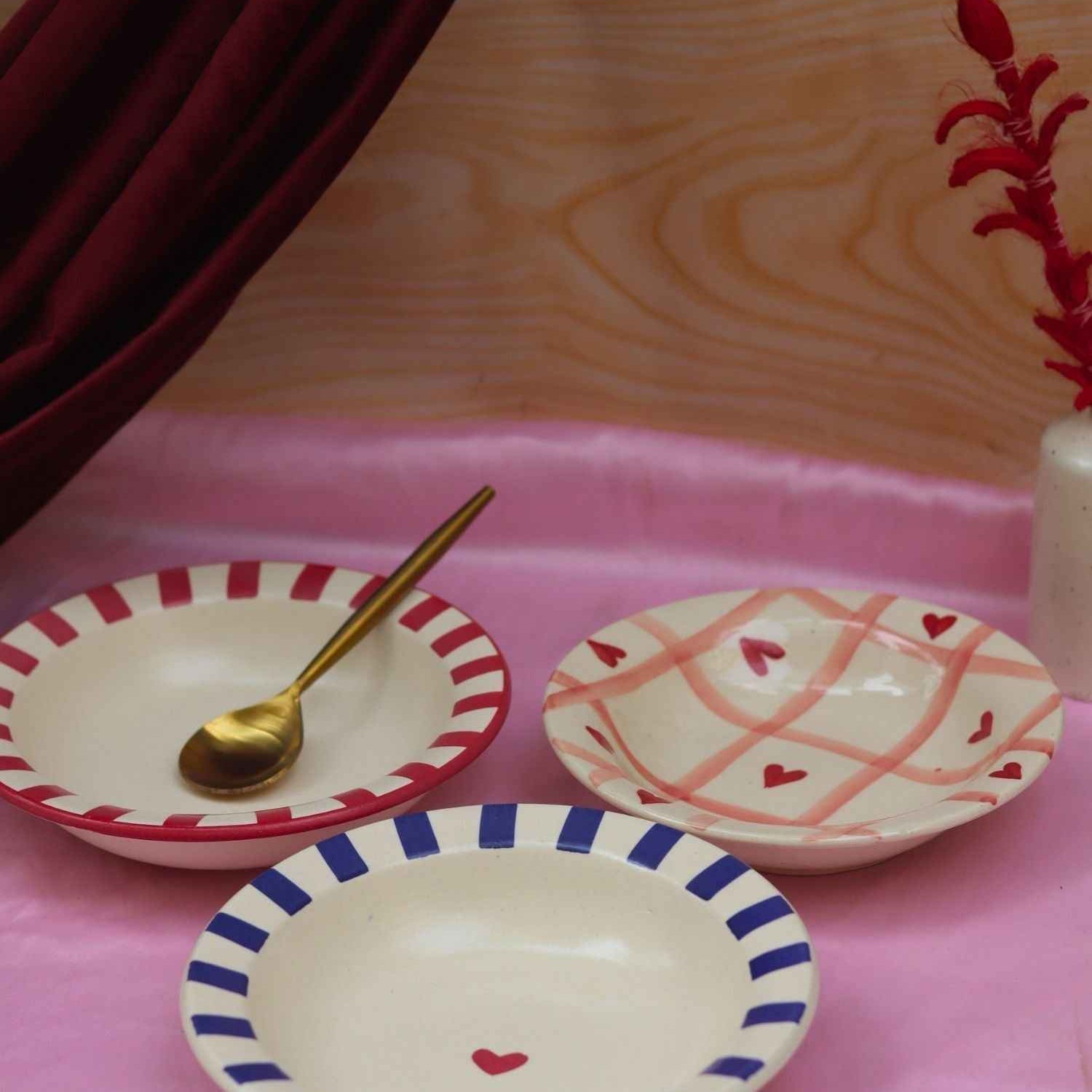 Set of 3 - Striped & Heart pasta plates combo