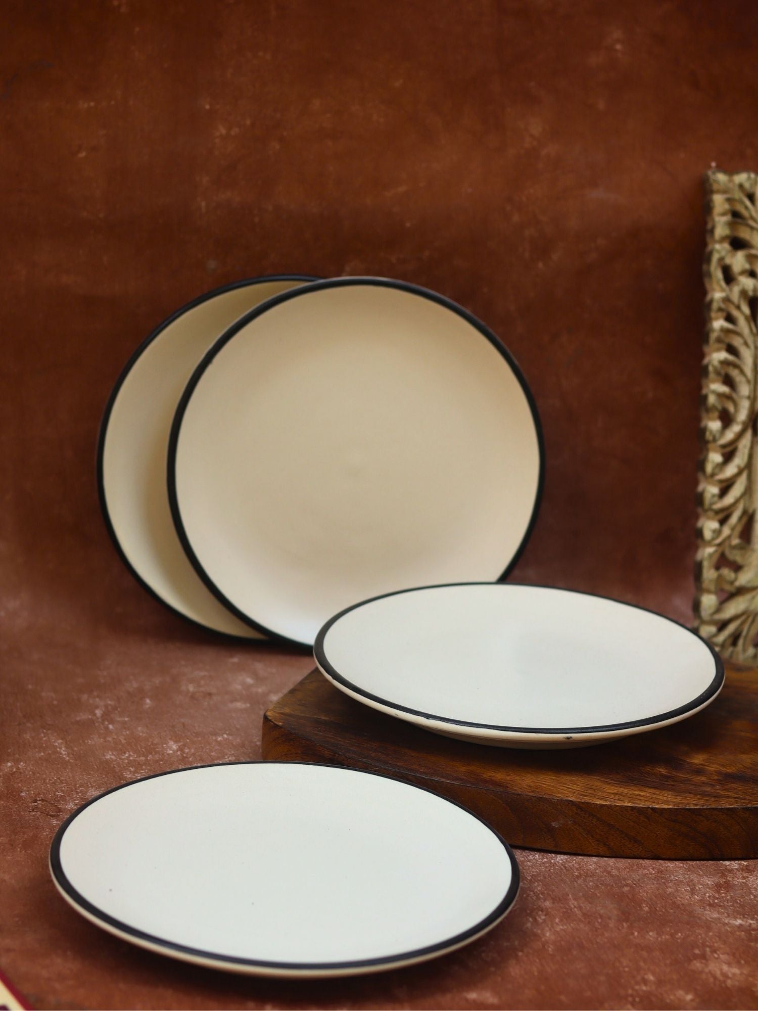 Set of 4 - Basic White Dinner Plate made by ceramic