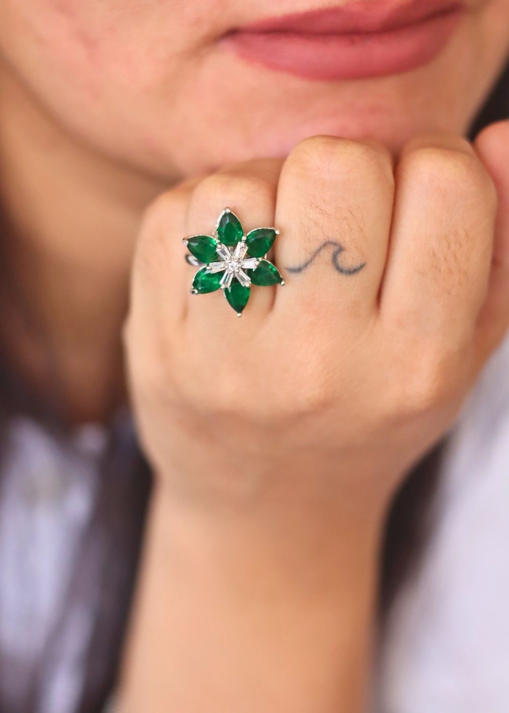Emerald Floral Ring with premium quality material