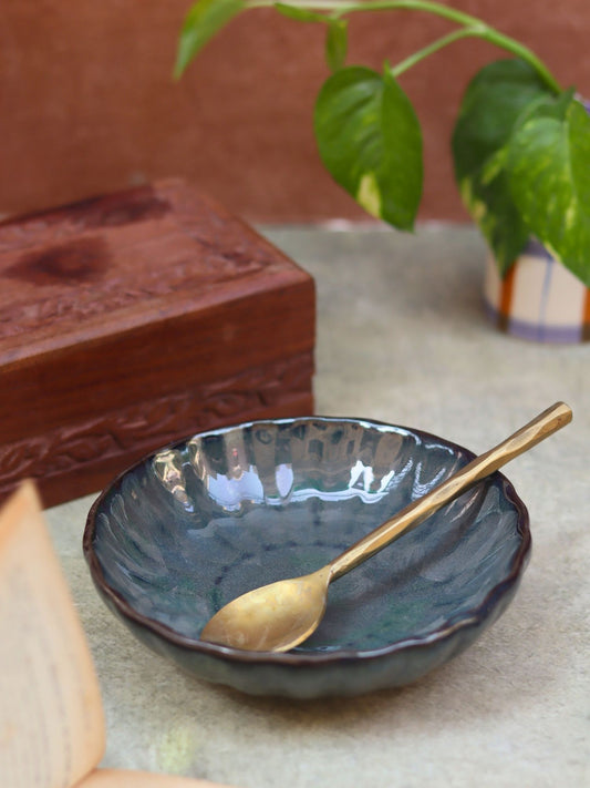 Blossom Bowl - Grey made by ceramic