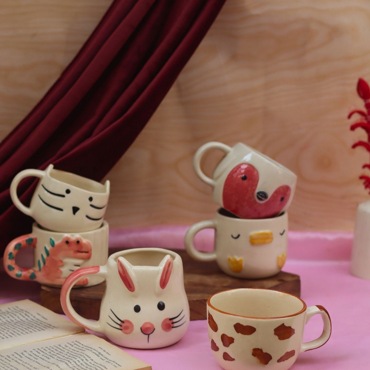 Handmade Set of 6 Animal Delight Mugs (for the price of 5)