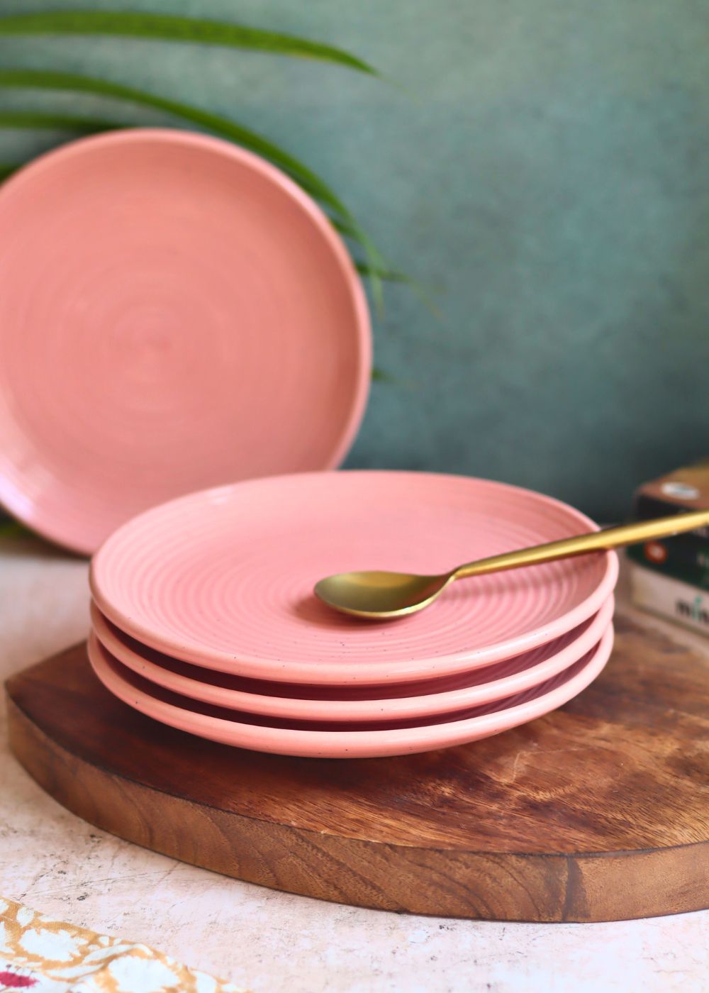 Set of 4 - Rosy Pink Quarter Plate with premium quality material