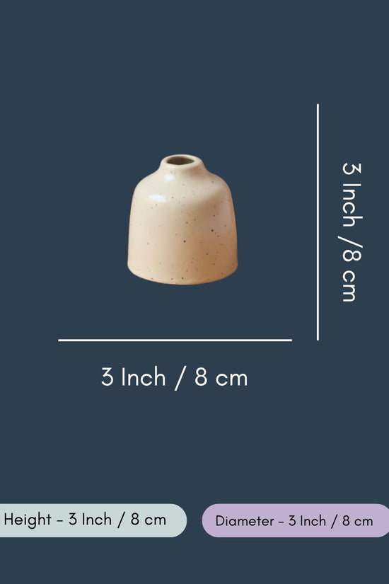 Cream Bud Vase - Short