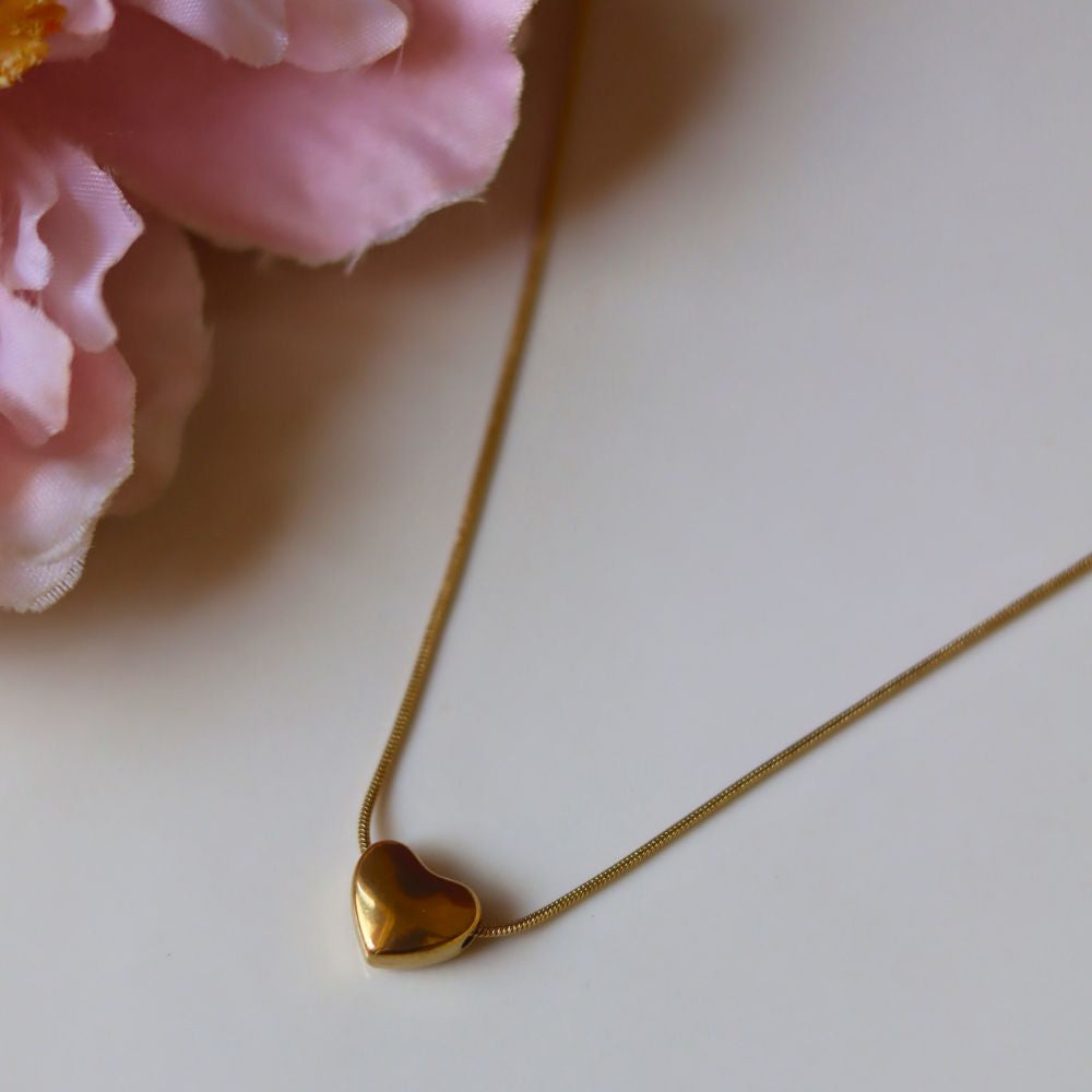 Minimal Heart Necklace handmade with premium quality material
