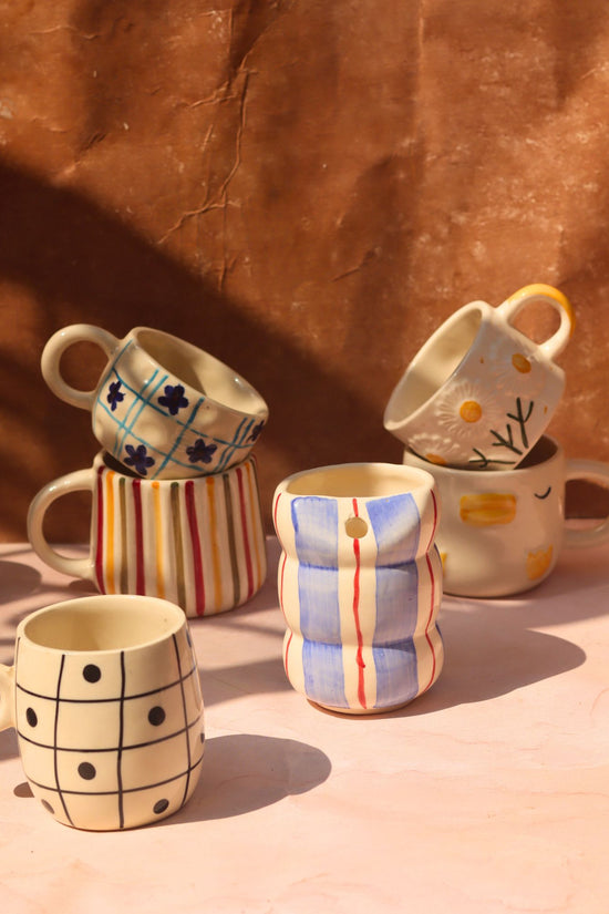 Set of 6 Treat & Sweet Mugs (for the price of 5) made by ceramic