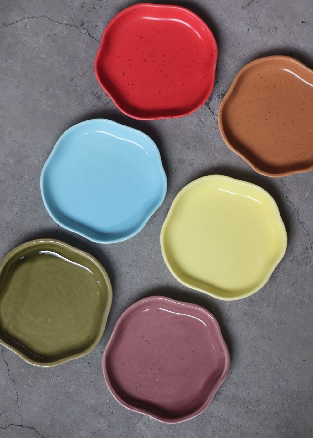 Set of 6 Neutral Handmade Dessert Plates (for the price of 5) with premium quality material
