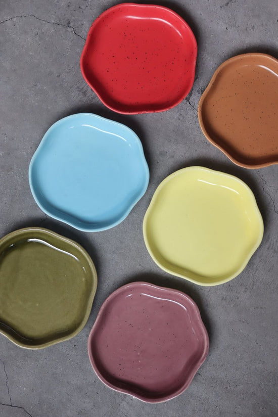 Set of 6 Neutral Handmade Dessert Plates (for the price of 5) with premium quality material