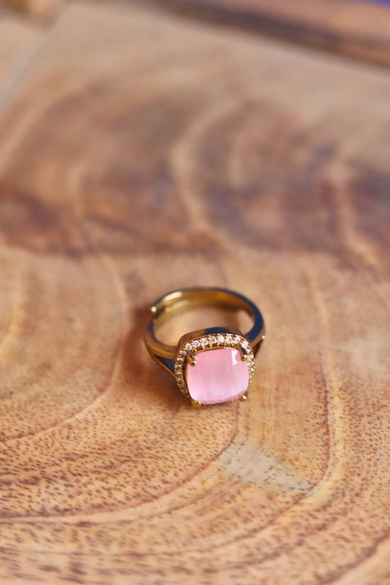 Pink Dusk Ring with premium quality material