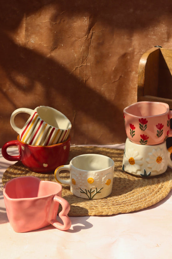 Set of 6 Floral & Heart Mugs (for the price of 5)