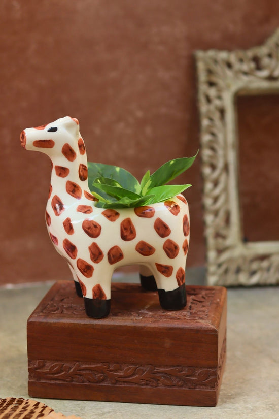 Hello Giraffe Planter handmade in India