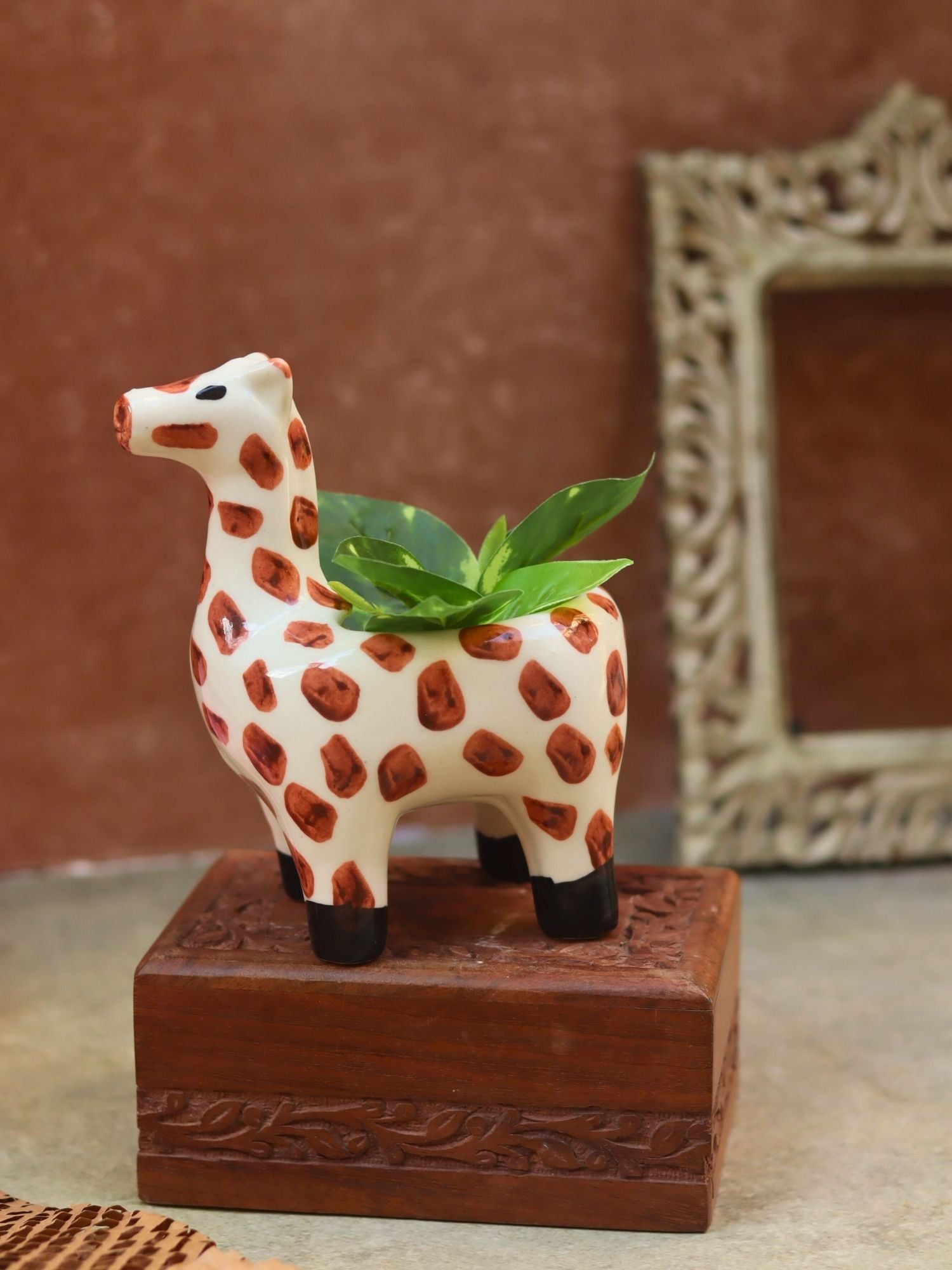 Hello Giraffe Planter handmade in India