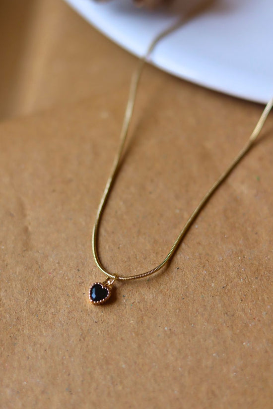 Hypoallergic Black heart Necklace
