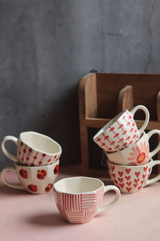Set of 6 Heart & Polka Mugs (for the price of 5) with premium quality material