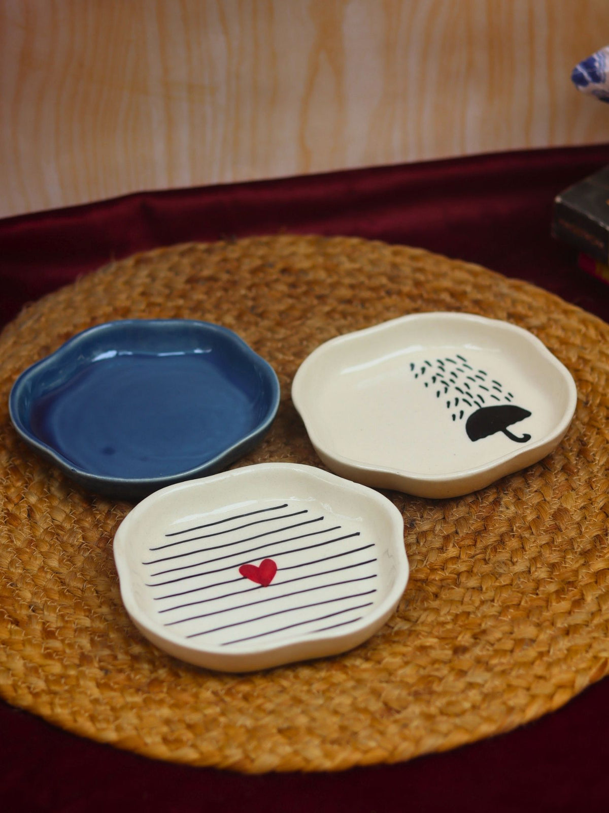 Set of 3 - Mini Treats dessert plate with premium quality material
