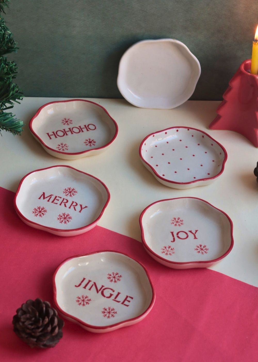 Set of 6 Merry & Bright Dessert Plates (for the price of 5) made by ceramic