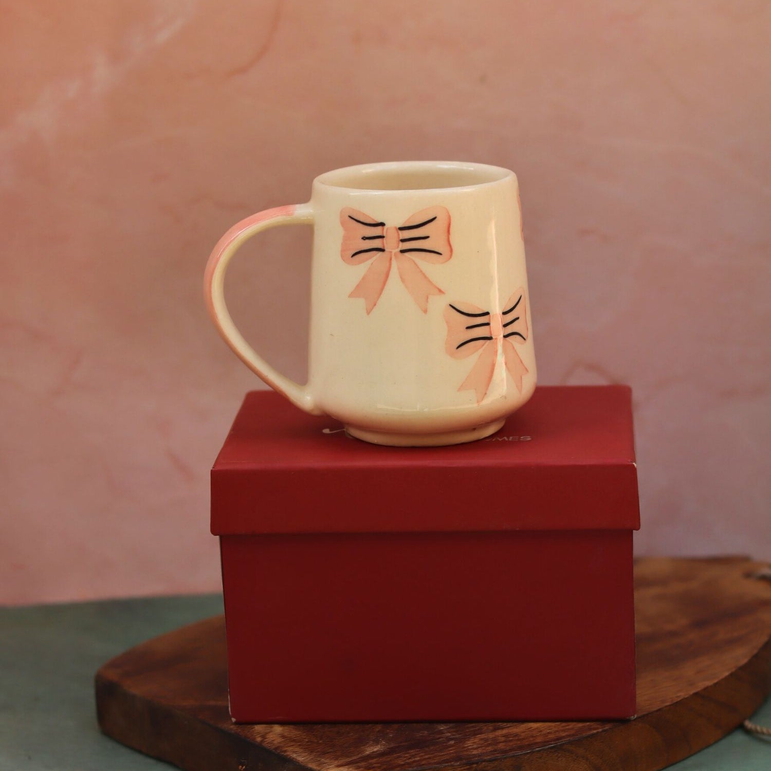 Bow mug - pink in a Gift Box made by ceramic